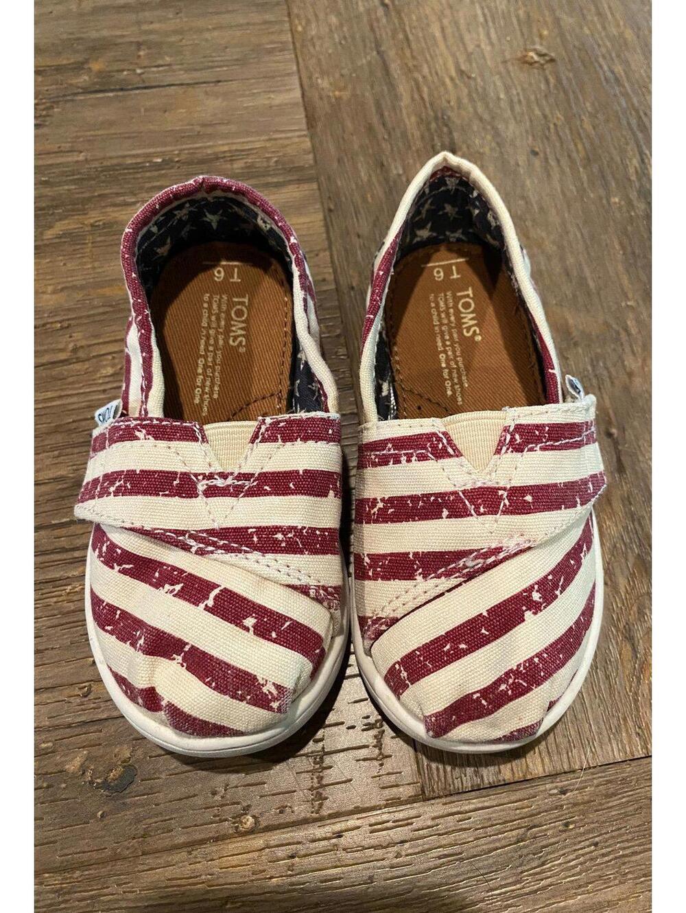 Toms Patriotic, 4th of July Toddler Boys sz 6 Shoes